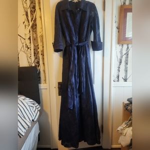 Teri Jon by Rickie Freeman Gown Size 10 Dark Blue